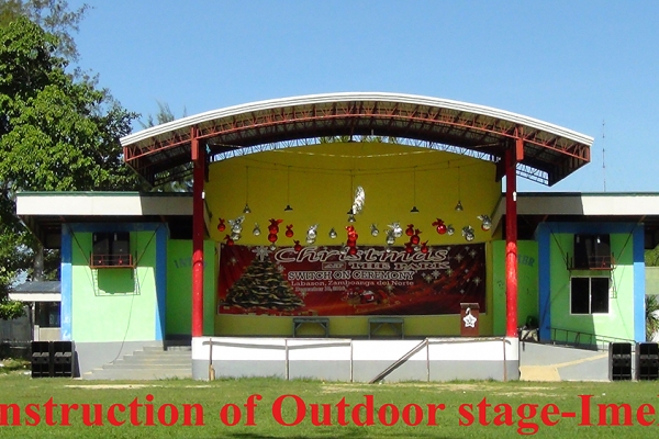construction-of-outdoor-stage-imelda58883FE1-E5D6-28D7-C4BC-53698239AD12.jpg